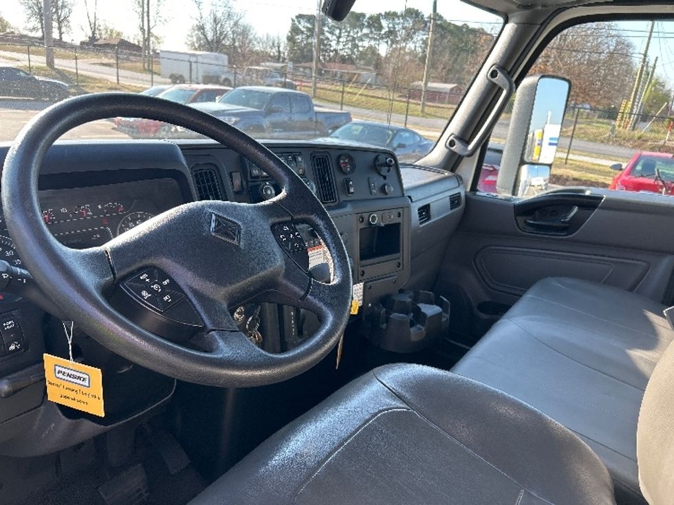 Medium Duty Box Truck-Light and Medium Duty Trucks-International-2022-MV607-Lowell-AR-140,061\n\t\tmiles-$ 68,000 - Image 16