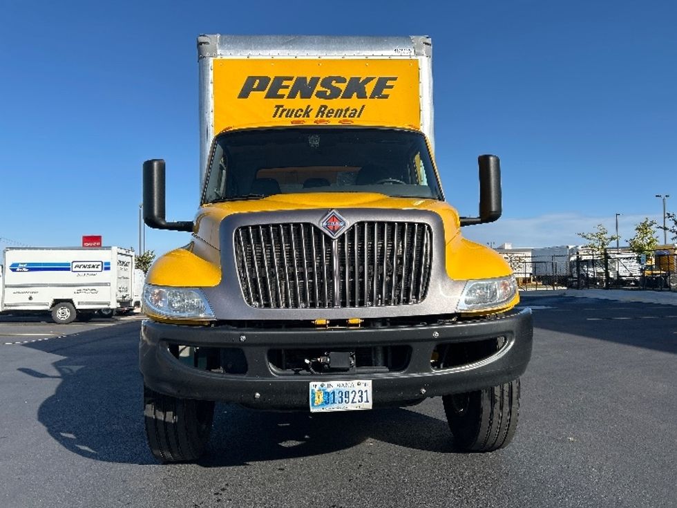 Medium Duty Box Truck-Light and Medium Duty Trucks-International-2022-MV607-Lowell-AR-237,884\n\t\tmiles-$ 45,750 - Image 2