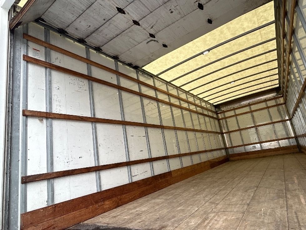 Medium Duty Box Truck-Light and Medium Duty Trucks-International-2022-MV607-Lowell-AR-270,462\n\t\tmiles-$ 37,750 - Image 11