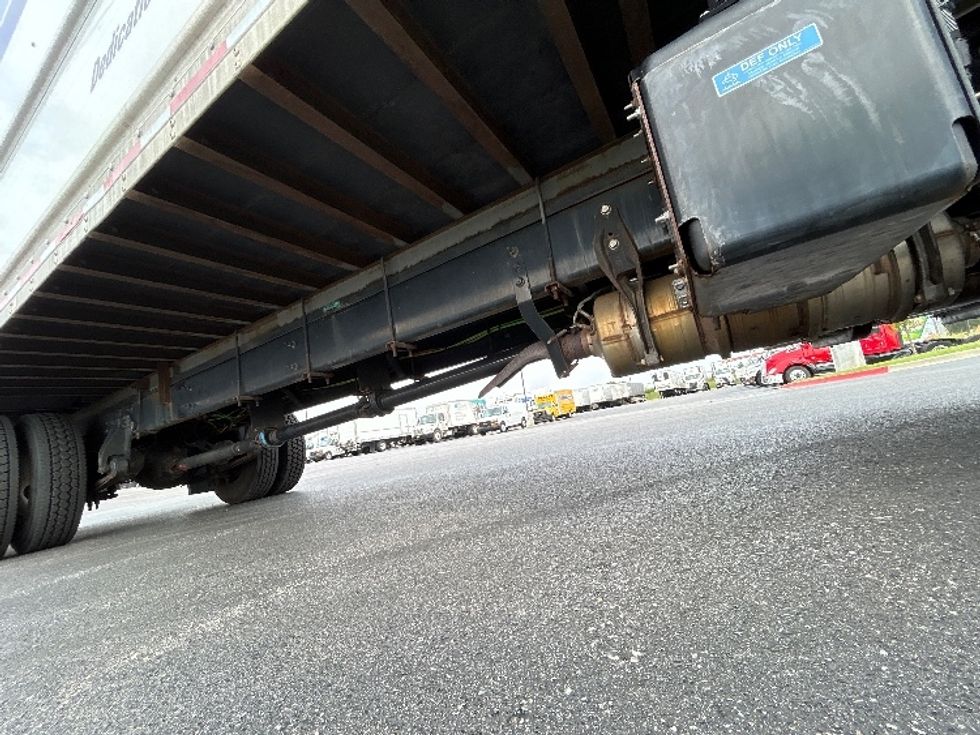 Medium Duty Box Truck-Light and Medium Duty Trucks-International-2022-MV607-Lowell-AR-270,462\n\t\tmiles-$ 37,750 - Image 14