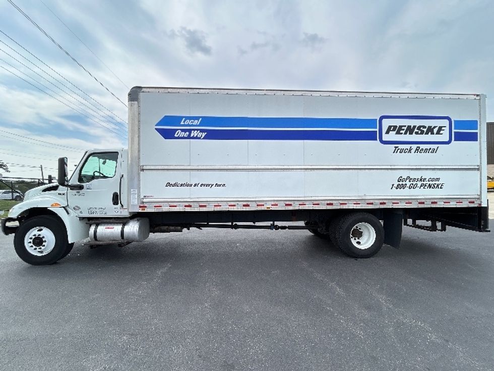 Medium Duty Box Truck-Light and Medium Duty Trucks-International-2022-MV607-Lowell-AR-270,462\n\t\tmiles-$ 37,750 - Image 4