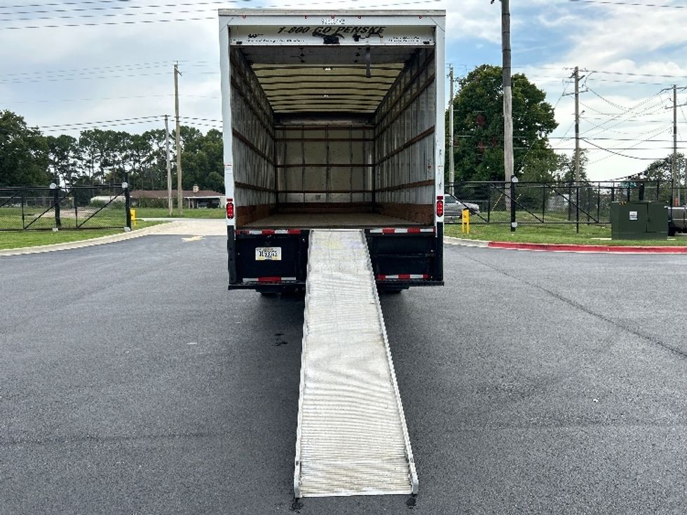 Medium Duty Box Truck-Light and Medium Duty Trucks-International-2022-MV607-Lowell-AR-270,462\n\t\tmiles-$ 37,750 - Image 9