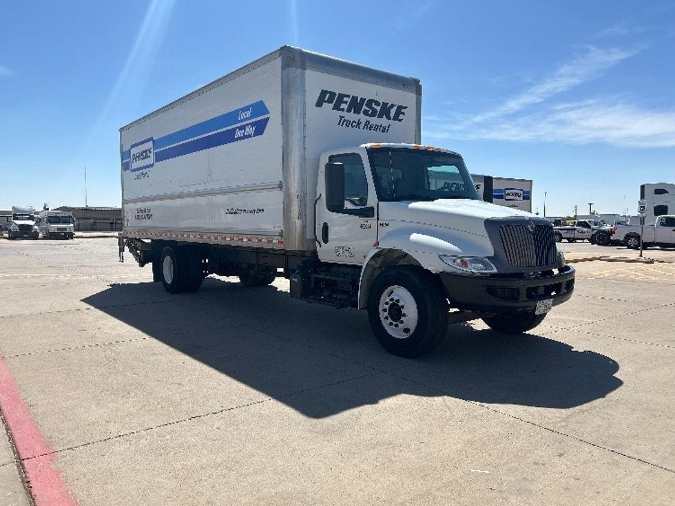 Medium Duty Box Truck-Light and Medium Duty Trucks-International-2022-MV607-Lubbock-TX-225,131\n\t\tmiles-$ 49,750 - Image 1