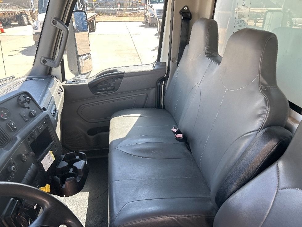 Medium Duty Box Truck-Light and Medium Duty Trucks-International-2022-MV607-Lubbock-TX-225,131\n\t\tmiles-$ 49,750 - Image 19