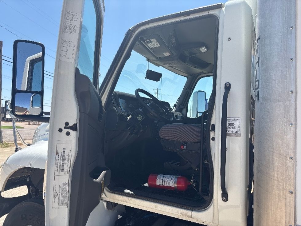 Medium Duty Box Truck-Light and Medium Duty Trucks-International-2022-MV607-Lubbock-TX-248,815\n\t\tmiles-$ 44,250 - Image 16