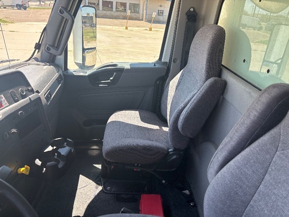Medium Duty Box Truck-Light and Medium Duty Trucks-International-2022-MV607-Lubbock-TX-248,815\n\t\tmiles-$ 44,250 - Image 19