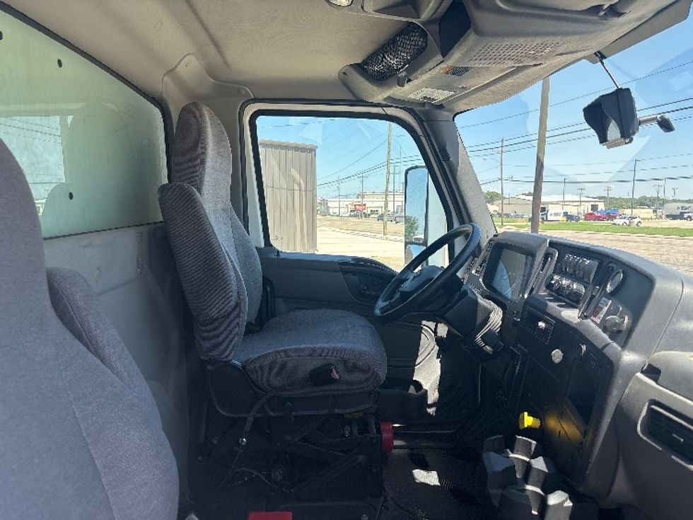 Medium Duty Box Truck-Light and Medium Duty Trucks-International-2022-MV607-Lubbock-TX-248,815\n\t\tmiles-$ 44,250 - Image 22