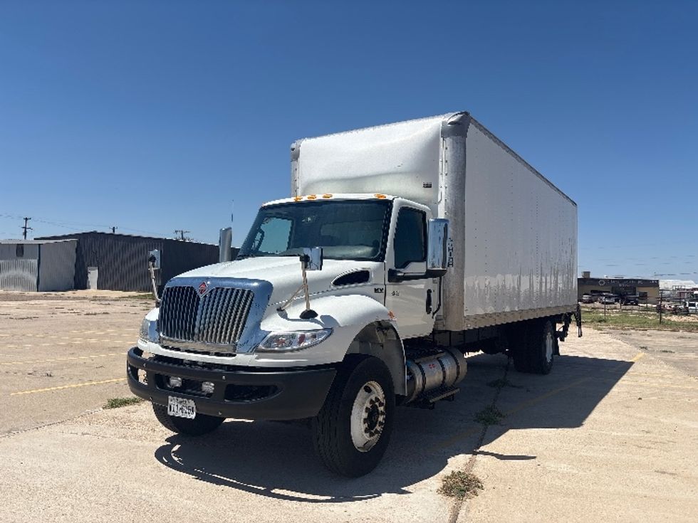 Medium Duty Box Truck-Light and Medium Duty Trucks-International-2022-MV607-Lubbock-TX-248,815\n\t\tmiles-$ 44,250 - Image 3