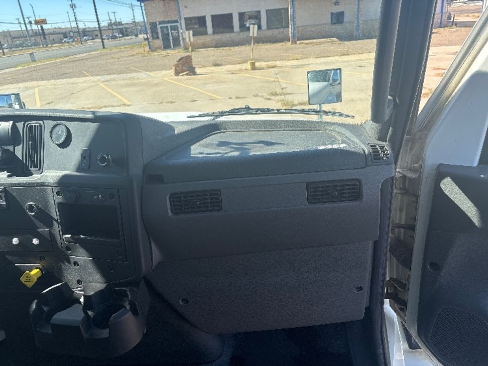 Medium Duty Box Truck-Light and Medium Duty Trucks-International-2022-MV607-Lubbock-TX-267,646\n\t\tmiles-$ 41,000 - Image 21