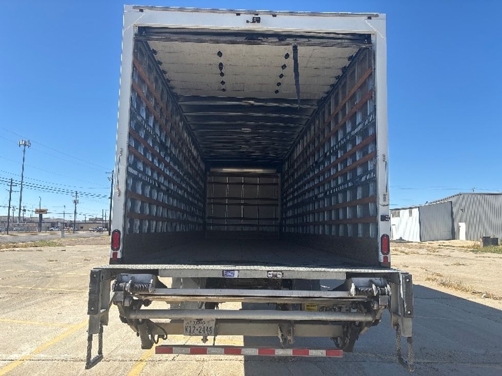 Medium Duty Box Truck-Light and Medium Duty Trucks-International-2022-MV607-Lubbock-TX-267,646\n\t\tmiles-$ 41,000 - Image 8