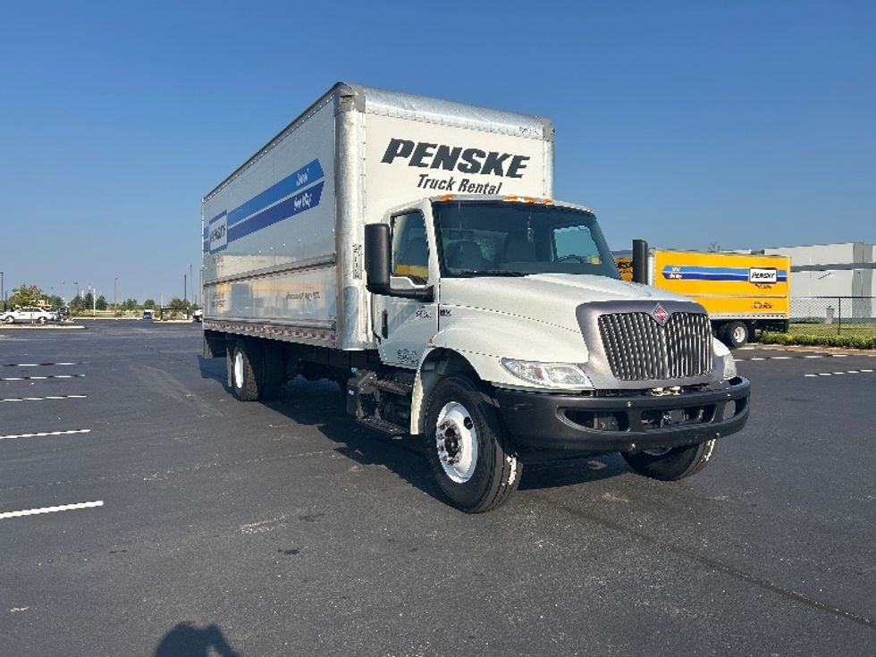 Medium Duty Box Truck-Light and Medium Duty Trucks-International-2022-MV607-Madison-AL-246,590\n\t\tmiles-$ 41,750 - Image 1