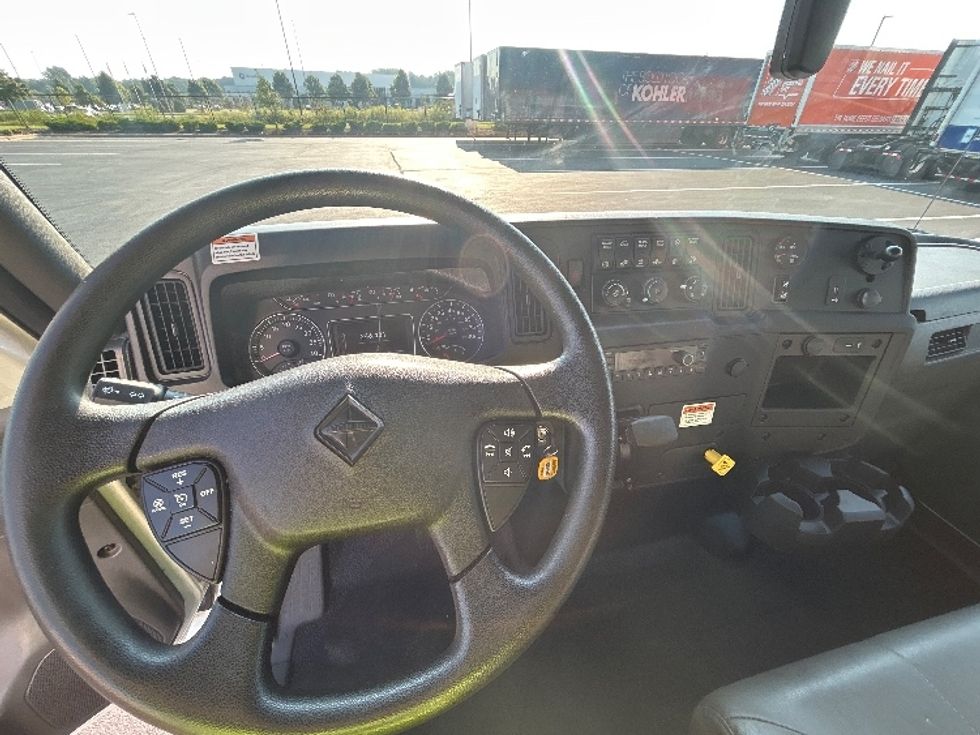 Medium Duty Box Truck-Light and Medium Duty Trucks-International-2022-MV607-Madison-AL-246,590\n\t\tmiles-$ 41,750 - Image 16