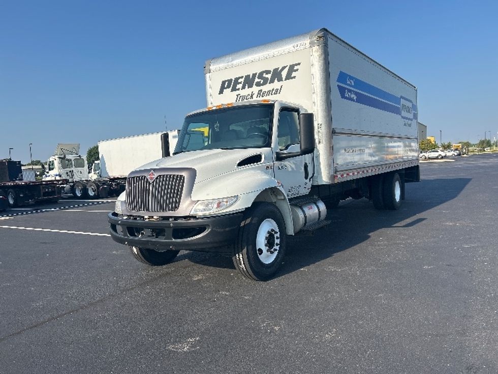 Medium Duty Box Truck-Light and Medium Duty Trucks-International-2022-MV607-Madison-AL-246,590\n\t\tmiles-$ 41,750 - Image 3