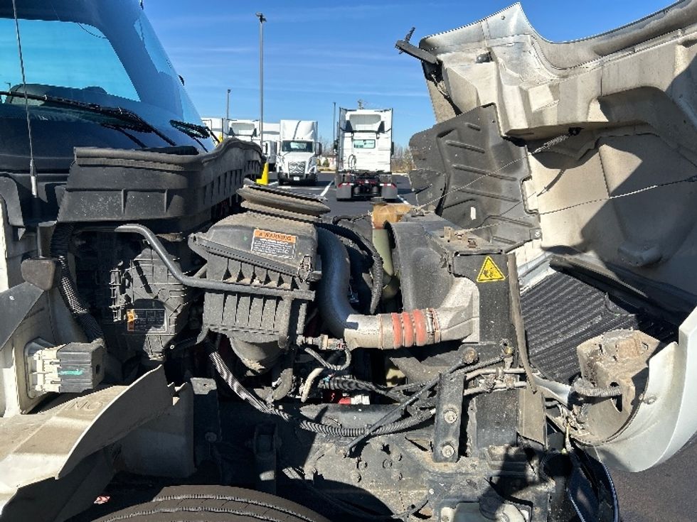 Medium Duty Box Truck-Light and Medium Duty Trucks-International-2022-MV607-Madison-AL-268,182\n\t\tmiles-$ 50,250 - Image 21