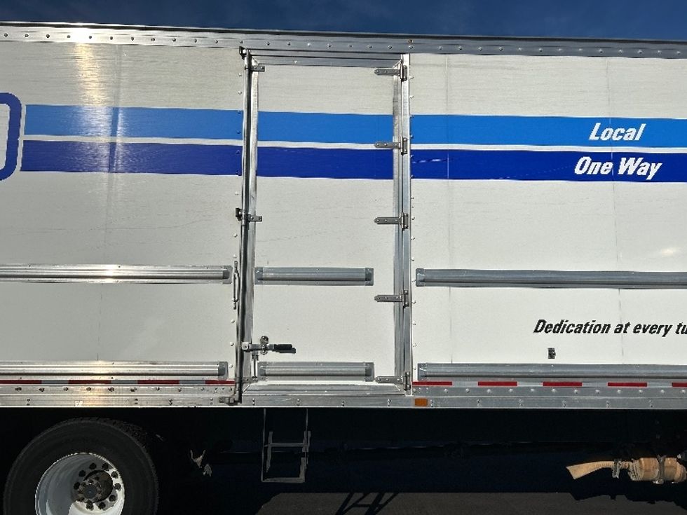 Medium Duty Box Truck-Light and Medium Duty Trucks-International-2022-MV607-Madison-AL-268,182\n\t\tmiles-$ 50,250 - Image 23