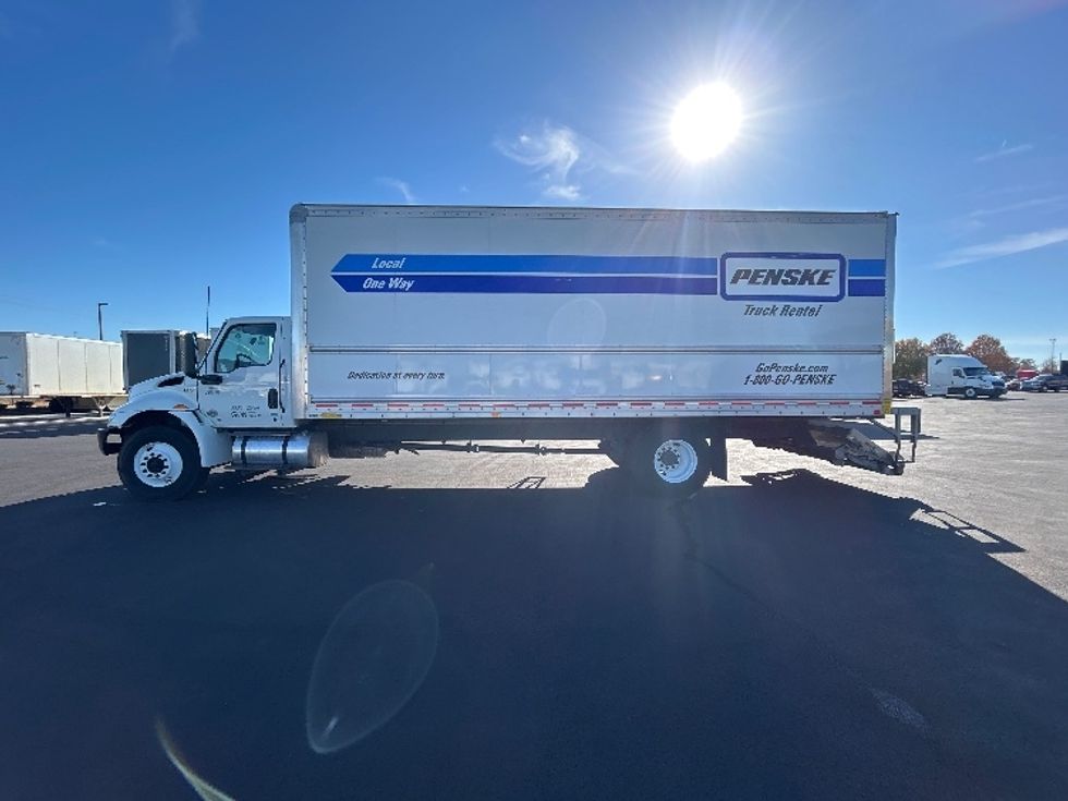 Medium Duty Box Truck-Light and Medium Duty Trucks-International-2022-MV607-Madison-AL-268,182\n\t\tmiles-$ 50,250 - Image 4