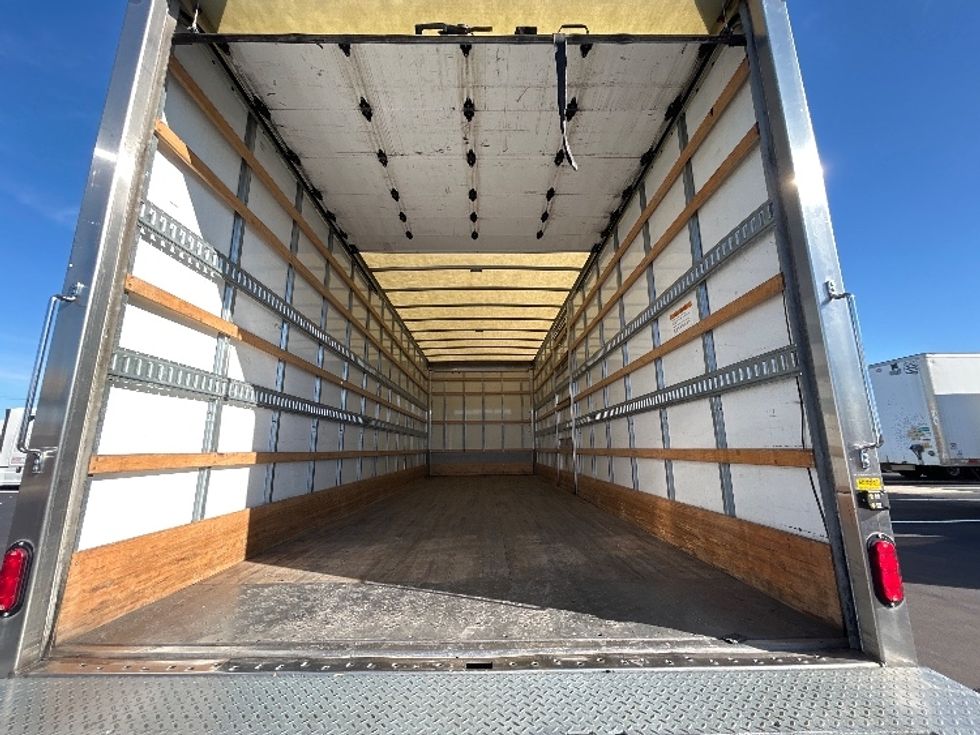 Medium Duty Box Truck-Light and Medium Duty Trucks-International-2022-MV607-Madison-AL-268,182\n\t\tmiles-$ 50,250 - Image 8