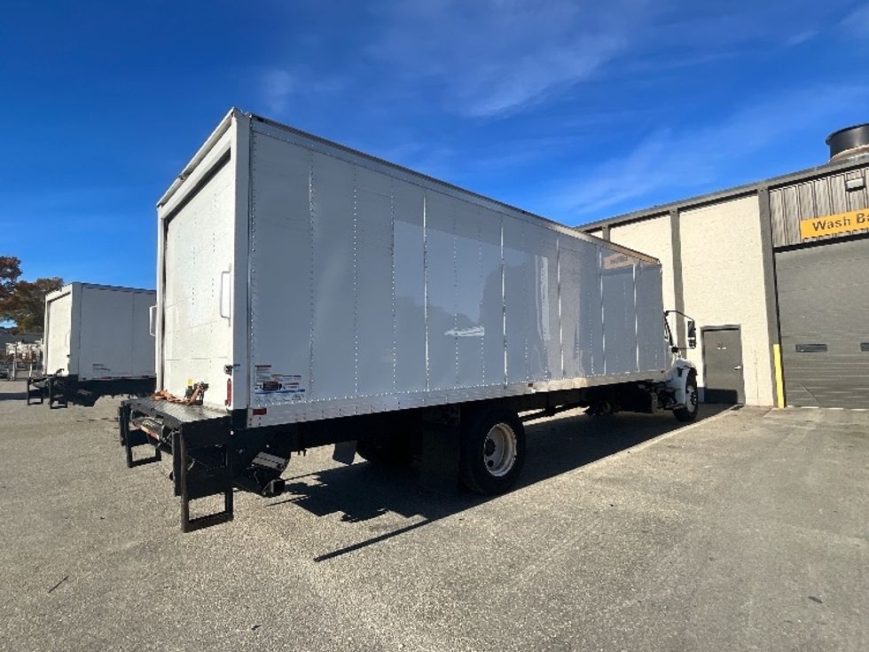 Medium Duty Box Truck-Light and Medium Duty Trucks-International-2022-MV607-Manassas-VA-125,959\n\t\tmiles-$ 62,000 - Image 12
