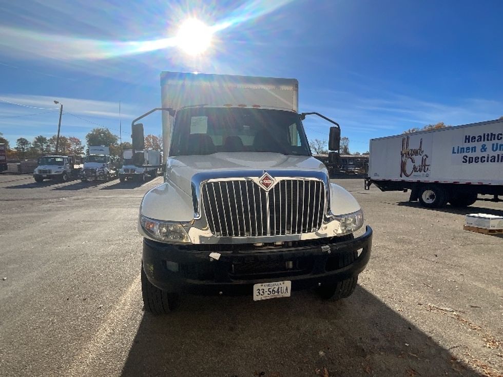 Medium Duty Box Truck-Light and Medium Duty Trucks-International-2022-MV607-Manassas-VA-125,959\n\t\tmiles-$ 62,000 - Image 2