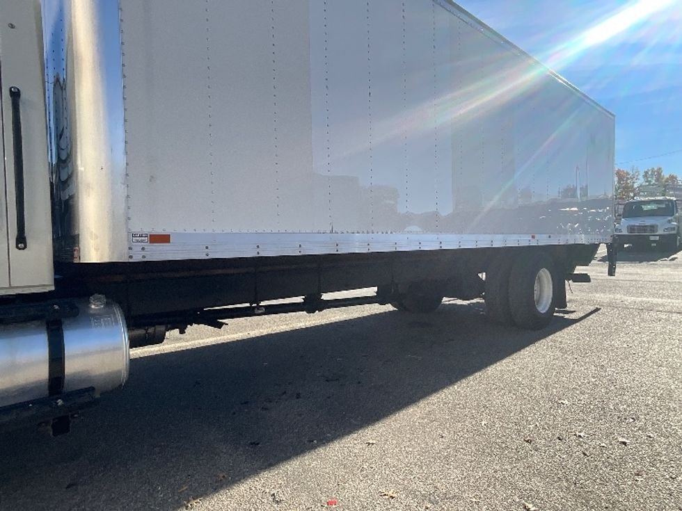 Medium Duty Box Truck-Light and Medium Duty Trucks-International-2022-MV607-Manassas-VA-125,959\n\t\tmiles-$ 62,000 - Image 5