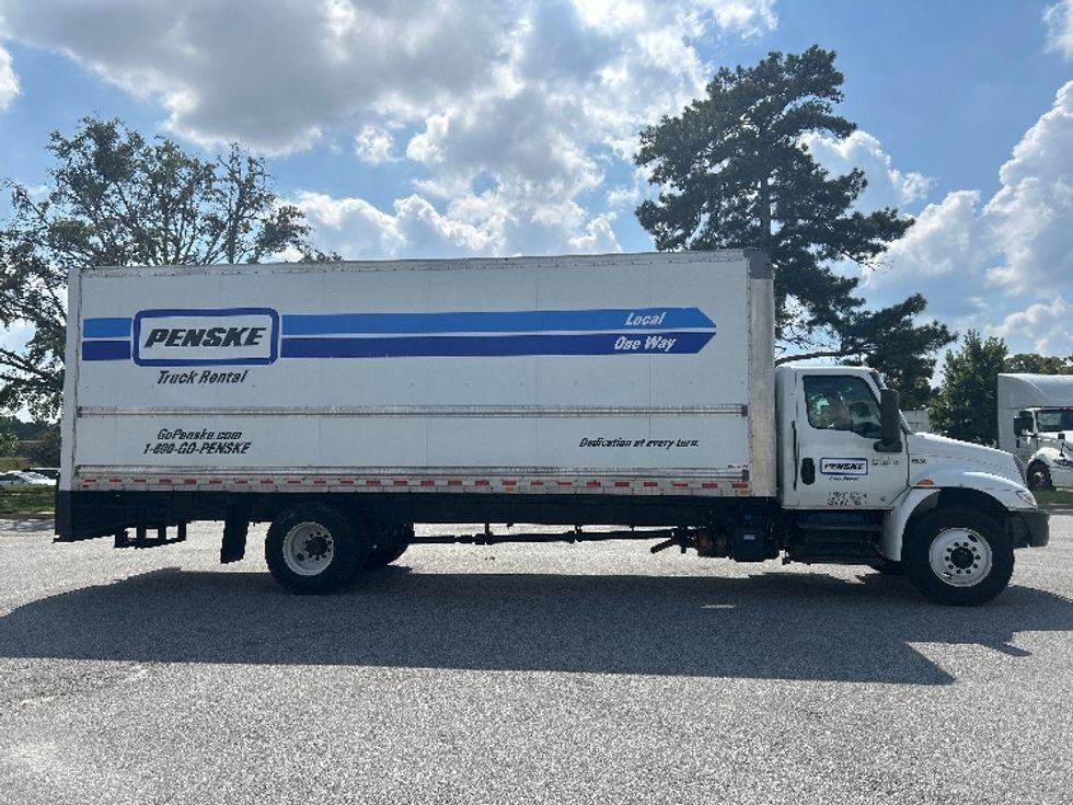 Medium Duty Box Truck-Light and Medium Duty Trucks-International-2022-MV607-Mcdonough-GA-235,085\n\t\tmiles-$ 43,750 - Image 15