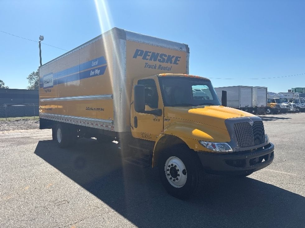 Medium Duty Box Truck-Light and Medium Duty Trucks-International-2022-MV607-Mebane-NC-202,529\n\t\tmiles-$ 44,000 - Image 1
