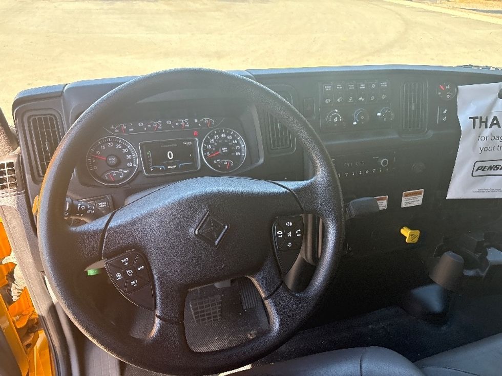 Medium Duty Box Truck-Light and Medium Duty Trucks-International-2022-MV607-Mebane-NC-202,529\n\t\tmiles-$ 44,000 - Image 17