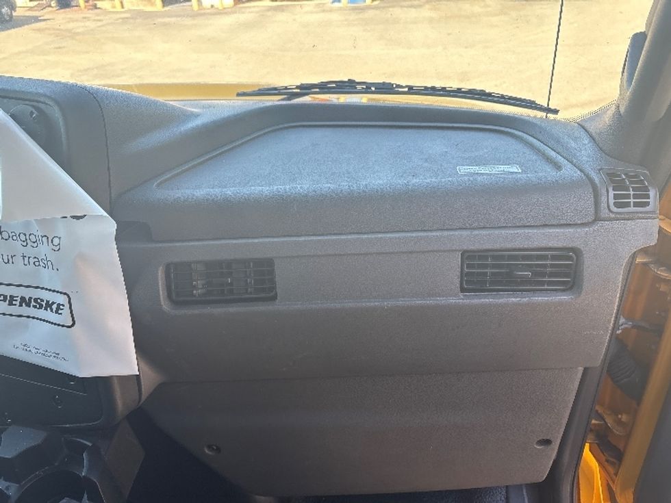 Medium Duty Box Truck-Light and Medium Duty Trucks-International-2022-MV607-Mebane-NC-202,529\n\t\tmiles-$ 44,000 - Image 20