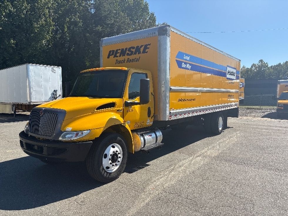 Medium Duty Box Truck-Light and Medium Duty Trucks-International-2022-MV607-Mebane-NC-202,529\n\t\tmiles-$ 44,000 - Image 3