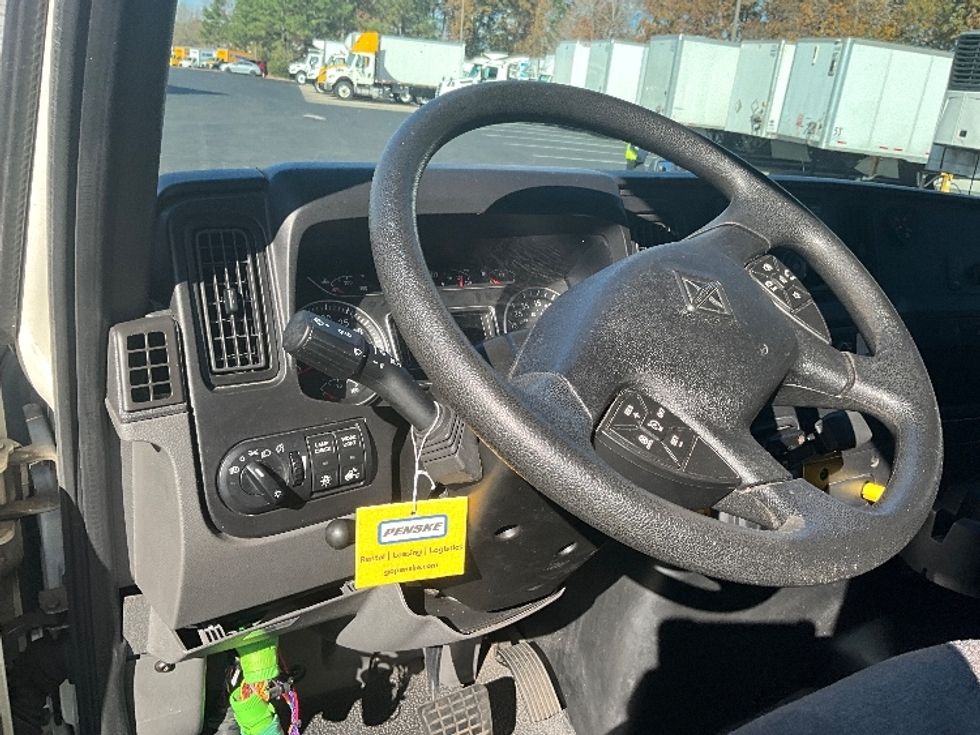 Medium Duty Box Truck-Light and Medium Duty Trucks-International-2022-MV607-Mebane-NC-208,195\n\t\tmiles-$ 60,500 - Image 17