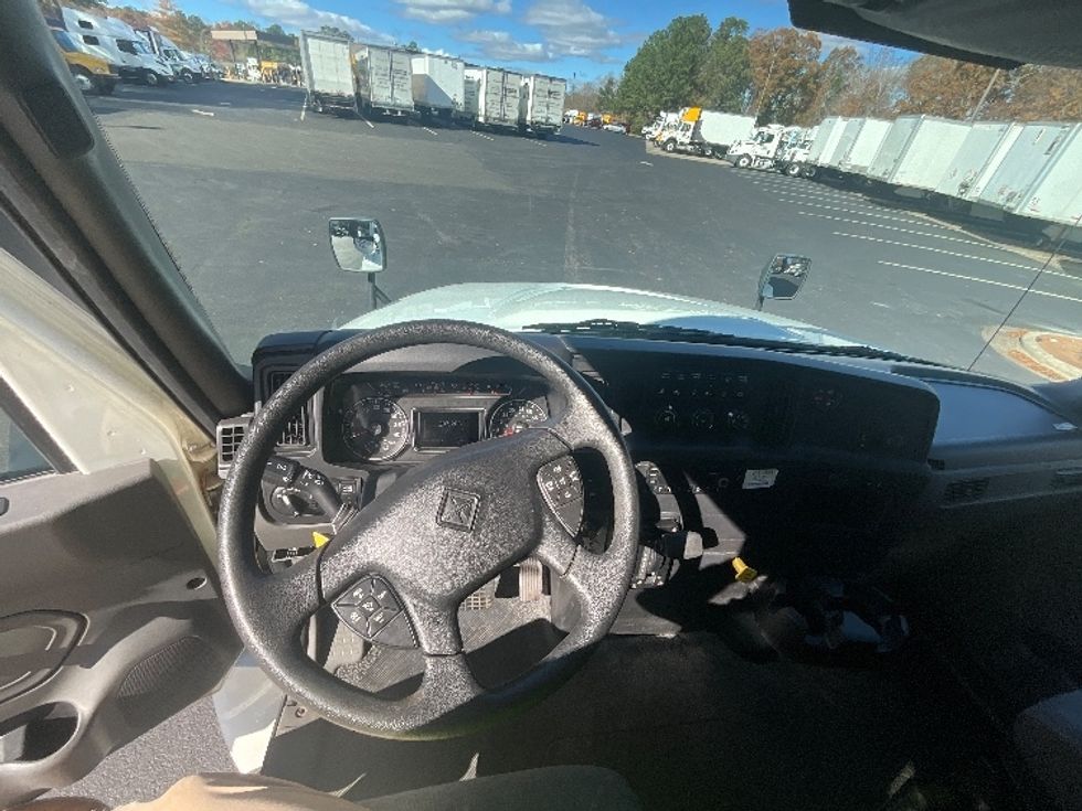 Medium Duty Box Truck-Light and Medium Duty Trucks-International-2022-MV607-Mebane-NC-208,195\n\t\tmiles-$ 60,500 - Image 18