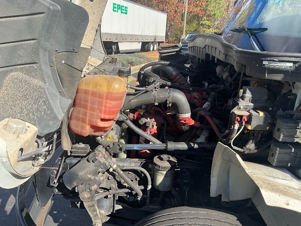 Medium Duty Box Truck-Light and Medium Duty Trucks-International-2022-MV607-Mebane-NC-208,195\n\t\tmiles-$ 60,500 - Image 24