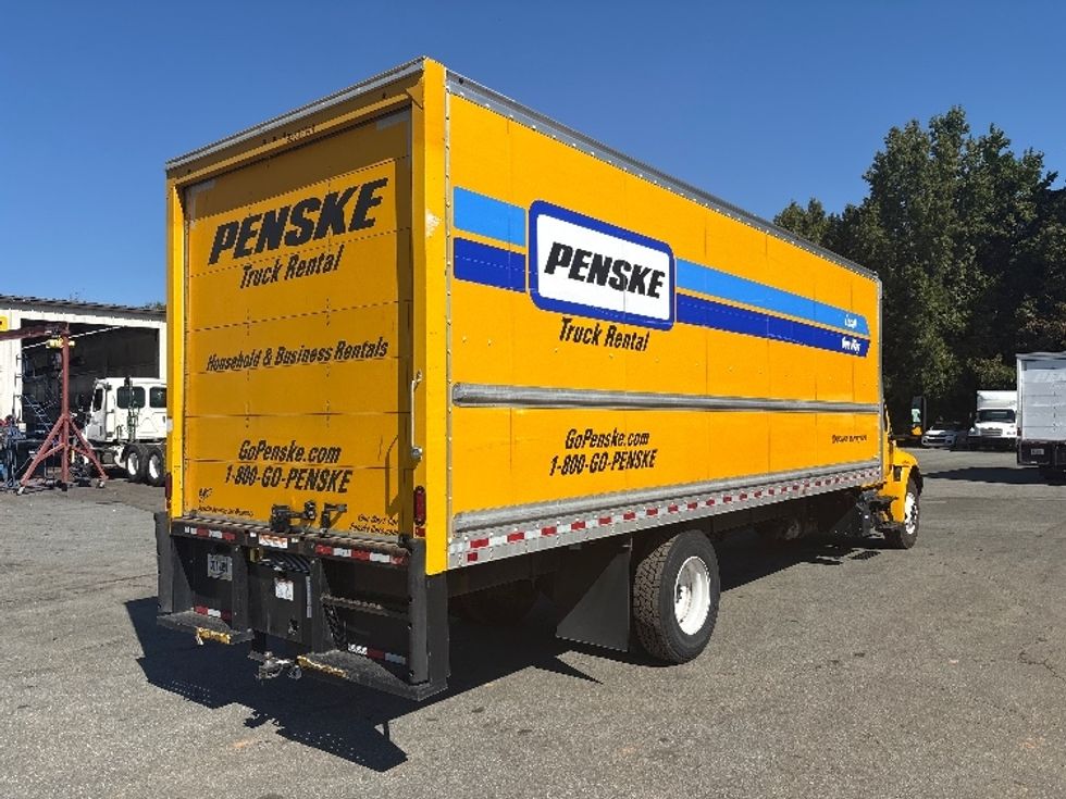 Medium Duty Box Truck-Light and Medium Duty Trucks-International-2022-MV607-Mebane-NC-209,060\n\t\tmiles-$ 43,000 - Image 12