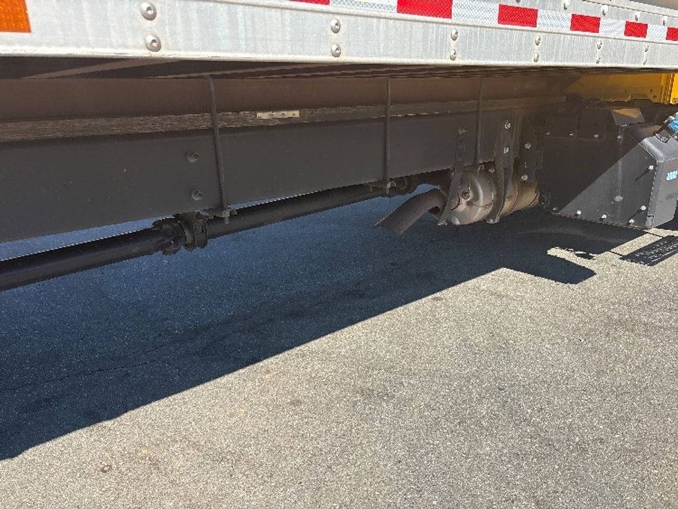 Medium Duty Box Truck-Light and Medium Duty Trucks-International-2022-MV607-Mebane-NC-209,060\n\t\tmiles-$ 43,000 - Image 13