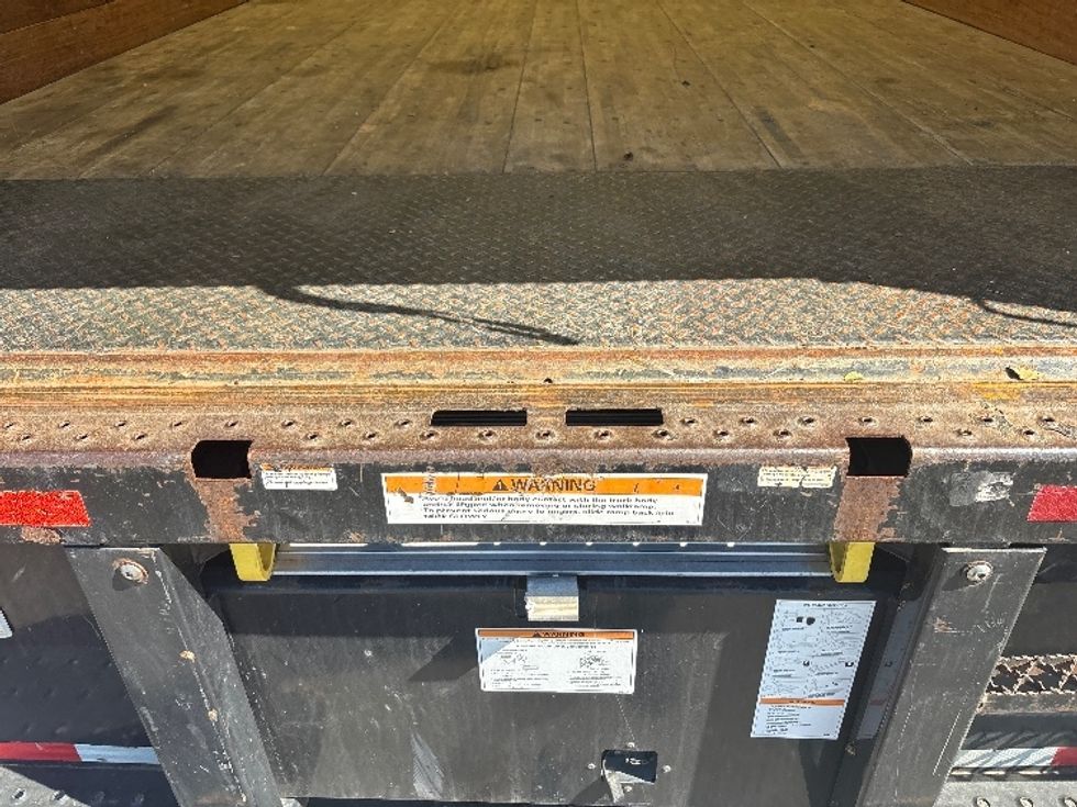 Medium Duty Box Truck-Light and Medium Duty Trucks-International-2022-MV607-Mebane-NC-209,060\n\t\tmiles-$ 43,000 - Image 9