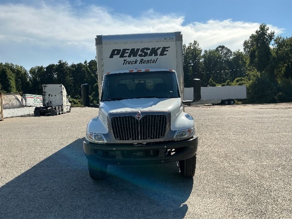 Medium Duty Box Truck-Light and Medium Duty Trucks-International-2022-MV607-Mebane-NC-215,166\n\t\tmiles-$ 47,250 - Image 2