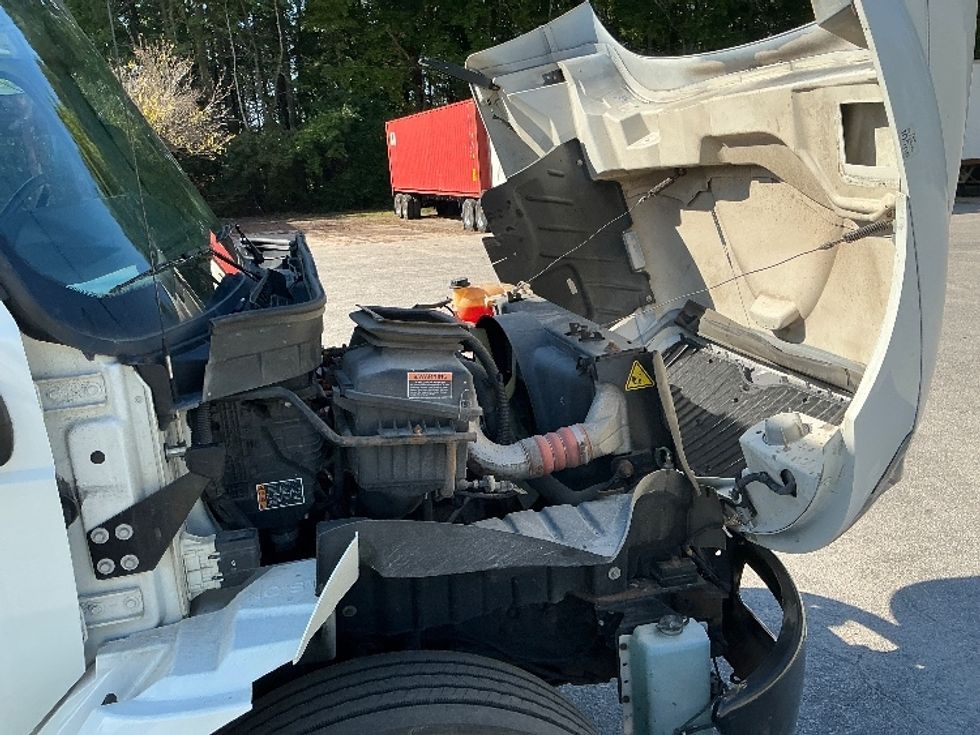 Medium Duty Box Truck-Light and Medium Duty Trucks-International-2022-MV607-Mebane-NC-215,166\n\t\tmiles-$ 47,250 - Image 20