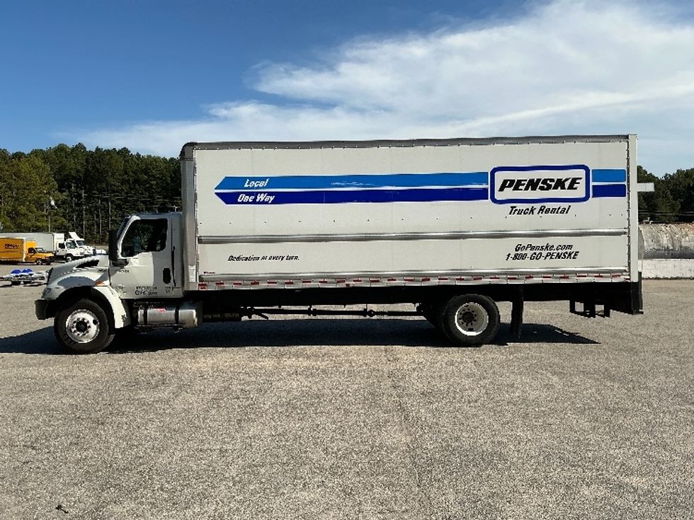 Medium Duty Box Truck-Light and Medium Duty Trucks-International-2022-MV607-Mebane-NC-215,166\n\t\tmiles-$ 47,250 - Image 4