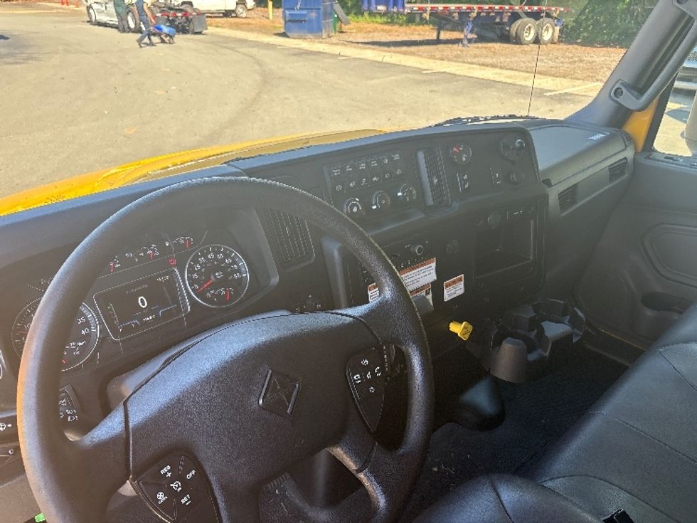 Medium Duty Box Truck-Light and Medium Duty Trucks-International-2022-MV607-Mebane-NC-216,893\n\t\tmiles-$ 41,500 - Image 16