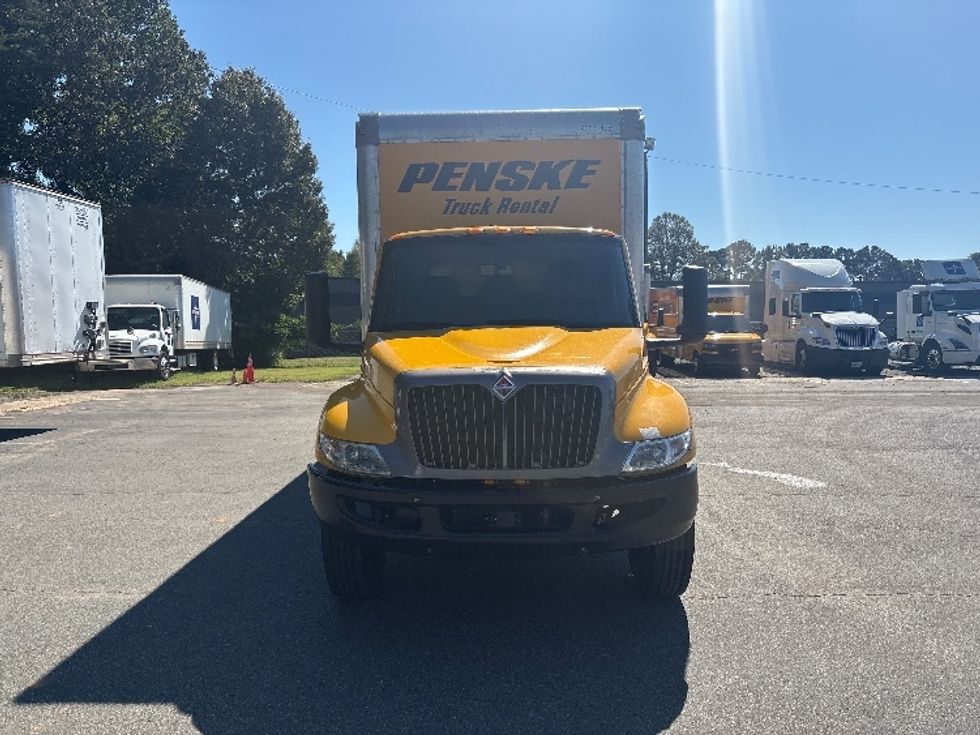 Medium Duty Box Truck-Light and Medium Duty Trucks-International-2022-MV607-Mebane-NC-216,893\n\t\tmiles-$ 41,500 - Image 2