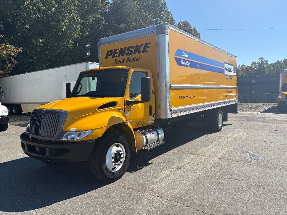 Medium Duty Box Truck-Light and Medium Duty Trucks-International-2022-MV607-Mebane-NC-216,893\n\t\tmiles-$ 41,500 - Image 3