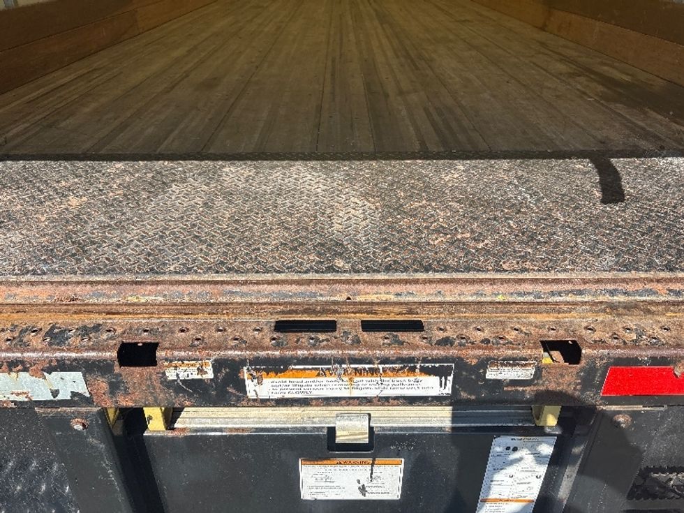 Medium Duty Box Truck-Light and Medium Duty Trucks-International-2022-MV607-Mebane-NC-216,893\n\t\tmiles-$ 41,500 - Image 9