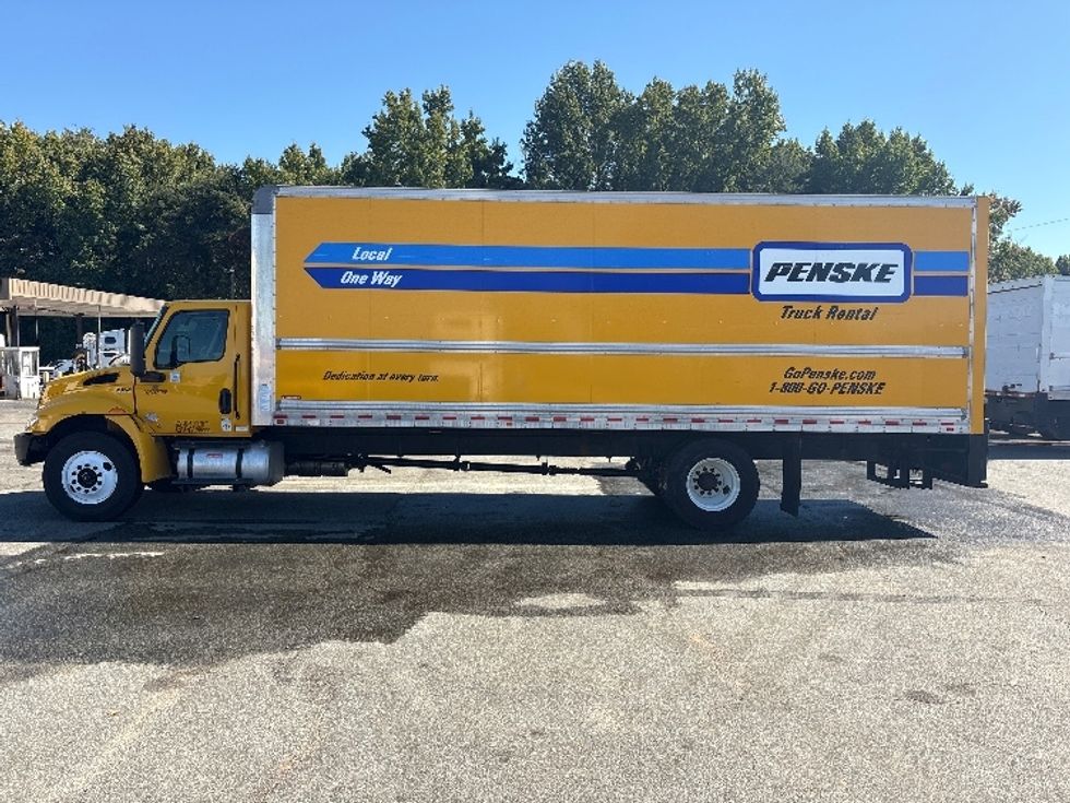 Medium Duty Box Truck-Light and Medium Duty Trucks-International-2022-MV607-Mebane-NC-224,575\n\t\tmiles-$ 40,250 - Image 4