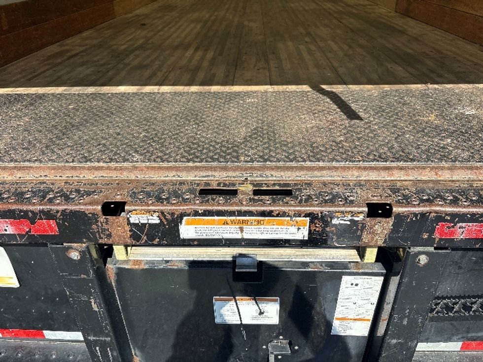 Medium Duty Box Truck-Light and Medium Duty Trucks-International-2022-MV607-Mebane-NC-224,575\n\t\tmiles-$ 40,250 - Image 9