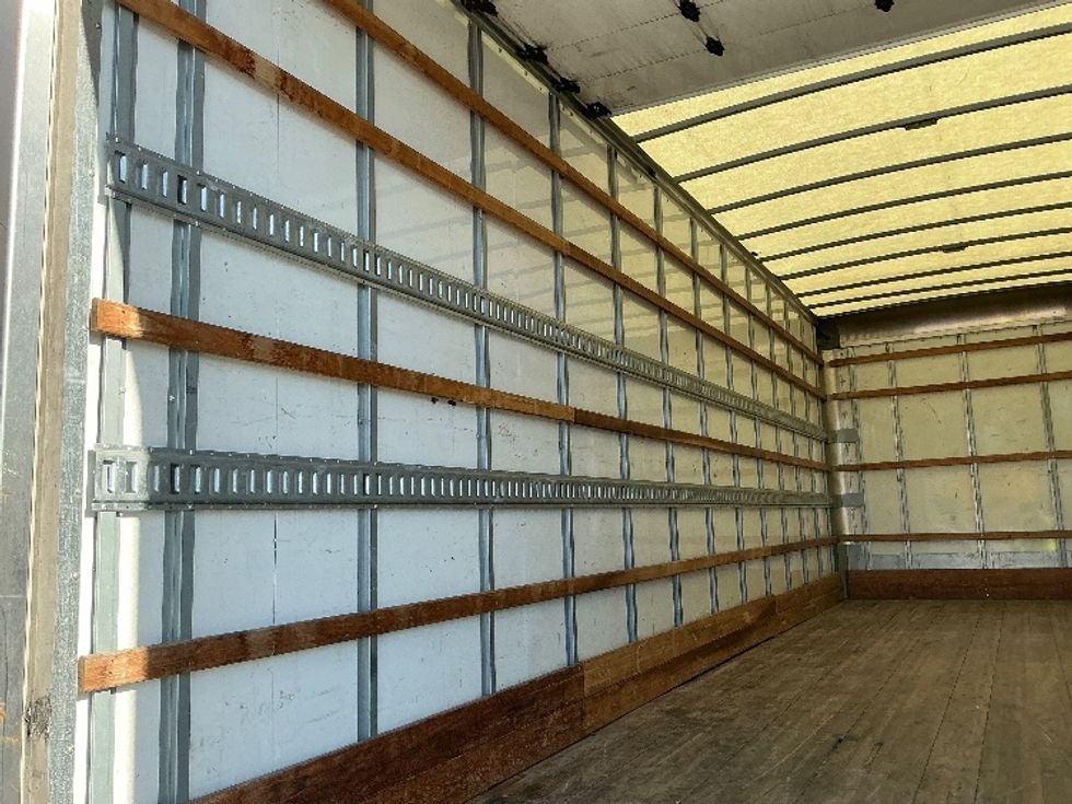 Medium Duty Box Truck-Light and Medium Duty Trucks-International-2022-MV607-Mebane-NC-226,242\n\t\tmiles-$ 50,250 - Image 11