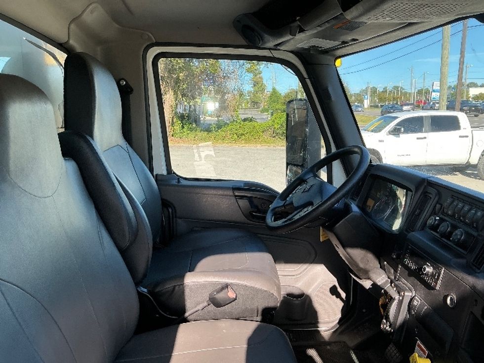 Medium Duty Box Truck-Light and Medium Duty Trucks-International-2022-MV607-Mebane-NC-226,242\n\t\tmiles-$ 50,250 - Image 22