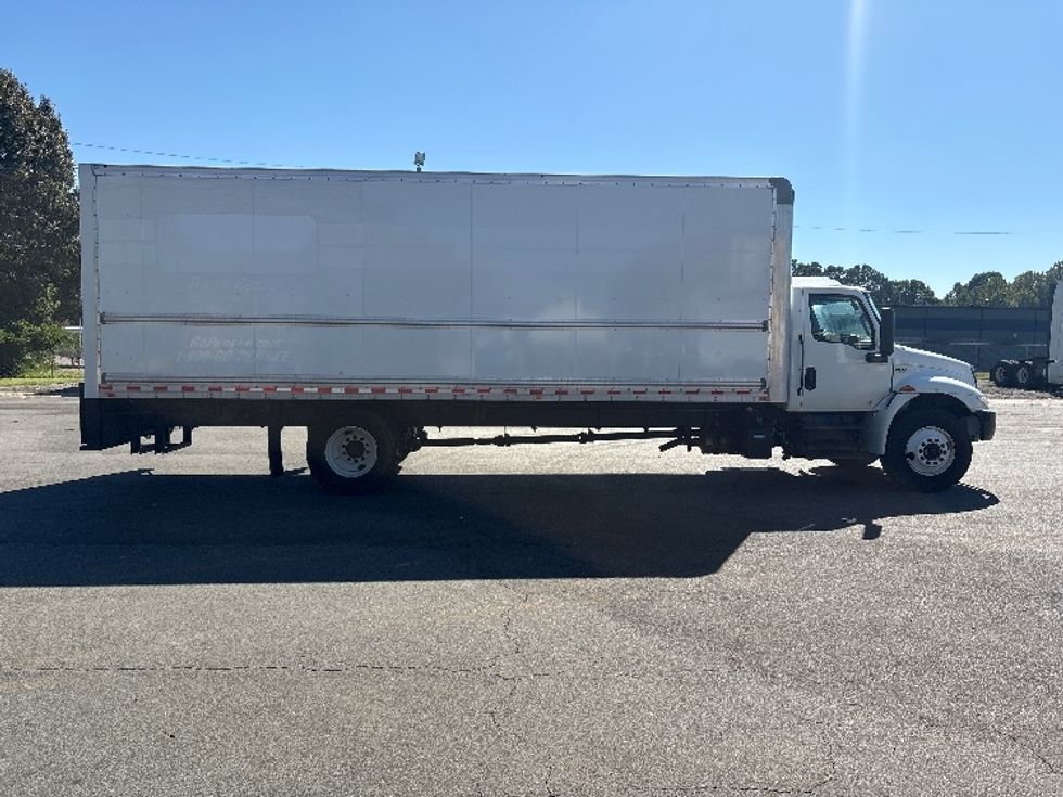 Medium Duty Box Truck-Light and Medium Duty Trucks-International-2022-MV607-Mebane-NC-226,366\n\t\tmiles-$ 45,500 - Image 14