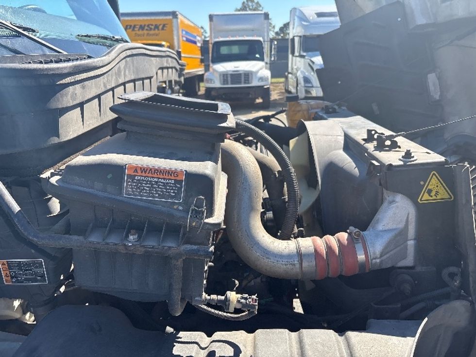 Medium Duty Box Truck-Light and Medium Duty Trucks-International-2022-MV607-Mebane-NC-229,816\n\t\tmiles-$ 44,750 - Image 22
