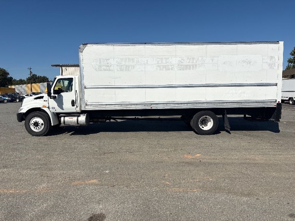Medium Duty Box Truck-Light and Medium Duty Trucks-International-2022-MV607-Mebane-NC-229,816\n\t\tmiles-$ 44,750 - Image 4