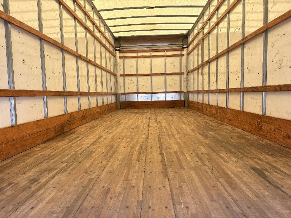 Medium Duty Box Truck-Light and Medium Duty Trucks-International-2022-MV607-Mebane-NC-229,816\n\t\tmiles-$ 44,750 - Image 8